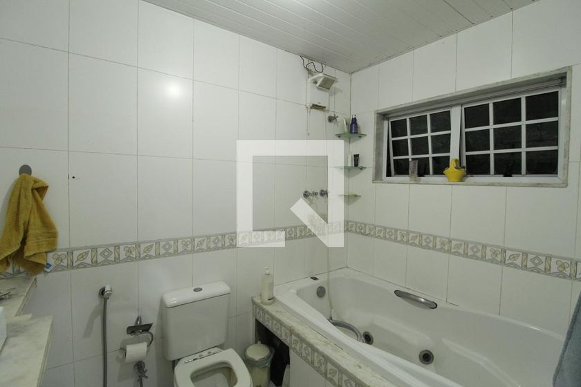 Casa, 4 quartos, 240 m² - Foto 65