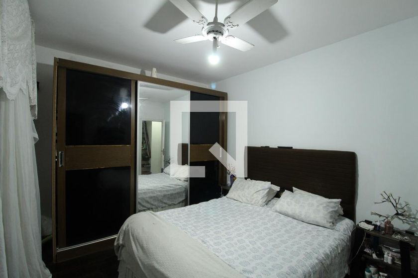 Casa, 4 quartos, 240 m² - Foto 49