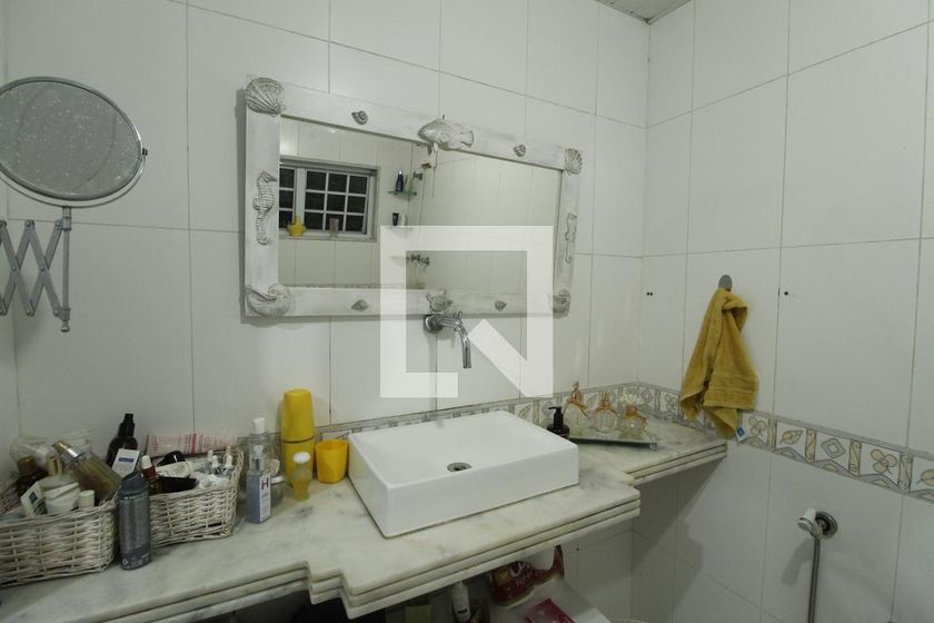 Casa, 4 quartos, 240 m² - Foto 69