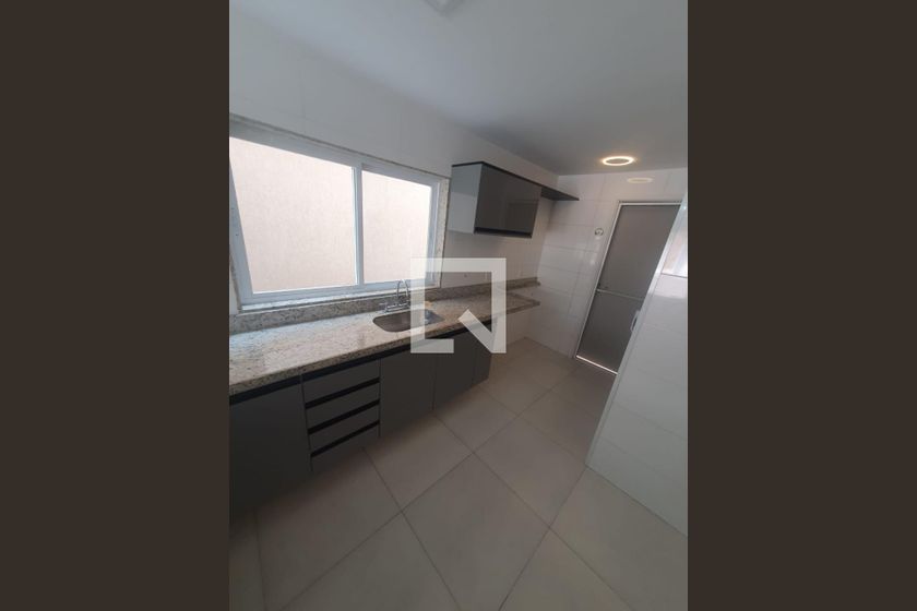 Casa, 4 quartos, 240 m² - Foto 45