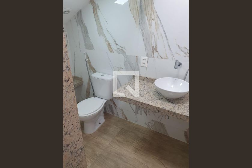 Casa, 4 quartos, 240 m² - Foto 33