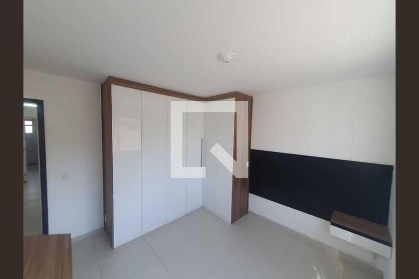 Casa, 4 quartos, 240 m² - Foto 31
