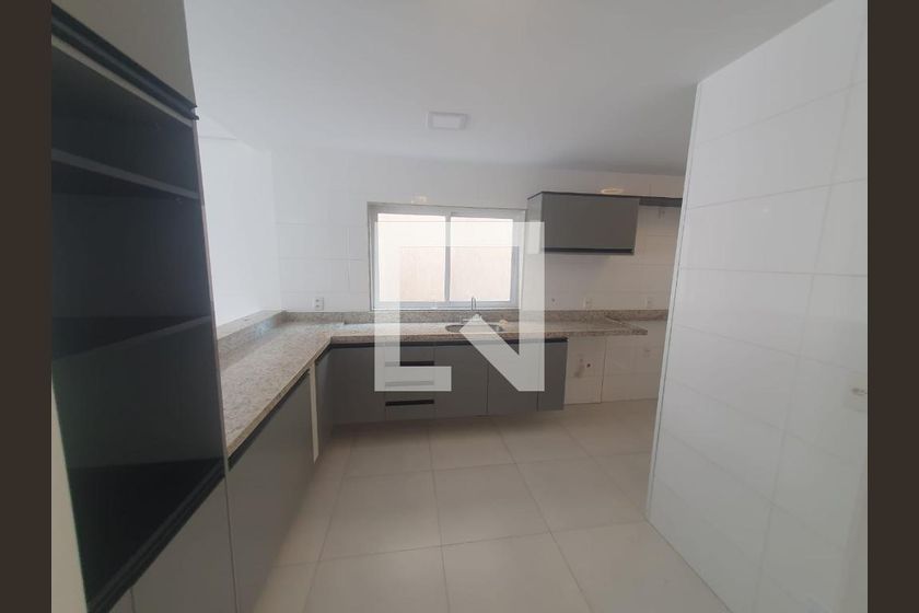 Casa, 4 quartos, 240 m² - Foto 127