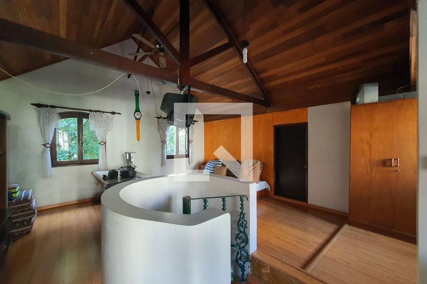 Casa, 4 quartos, 300 m² - Foto 37