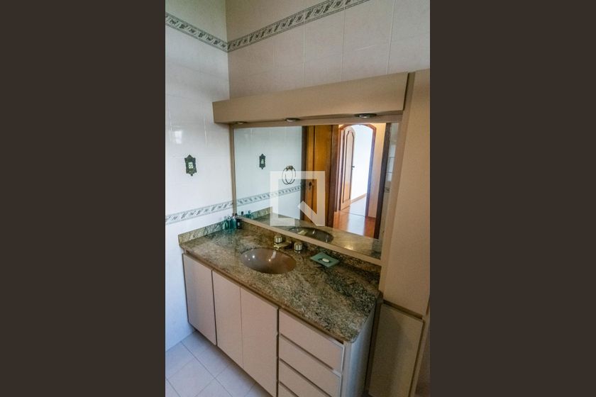 Casa, 3 quartos, 250 m² - Foto 45