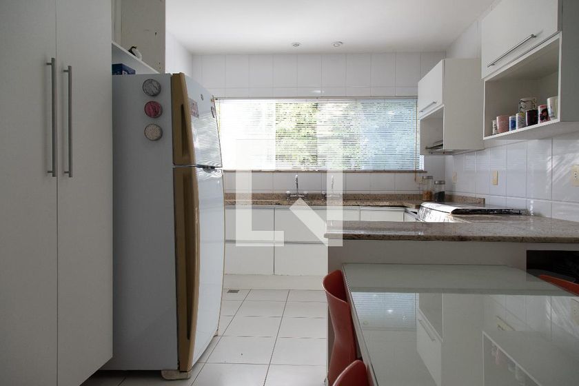 Casa, 4 quartos, 257 m² - Foto 60