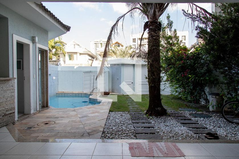 Casa, 4 quartos, 257 m² - Foto 68
