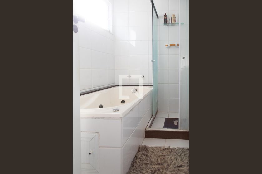 Casa, 4 quartos, 257 m² - Foto 57