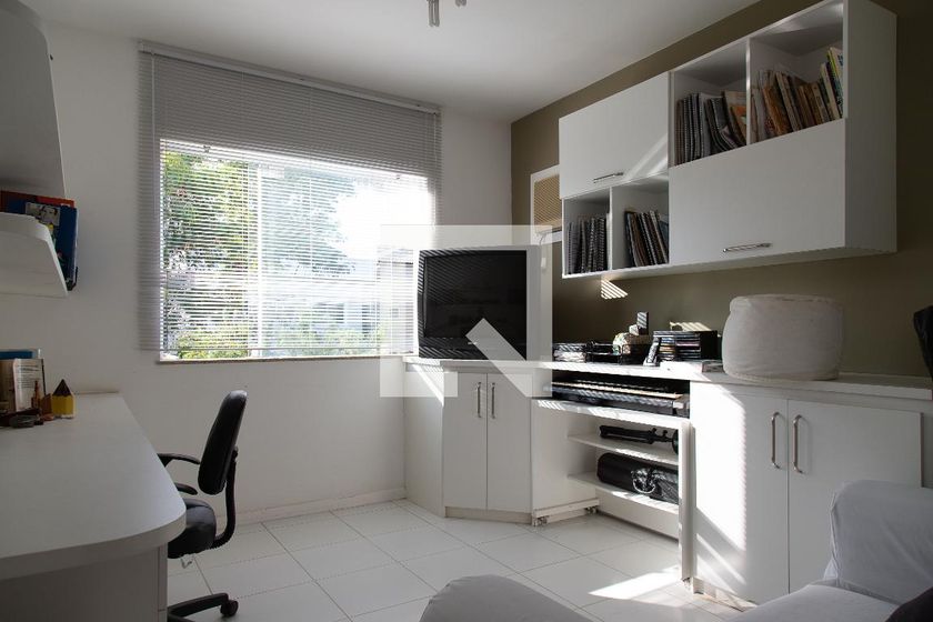 Casa, 4 quartos, 257 m² - Foto 10