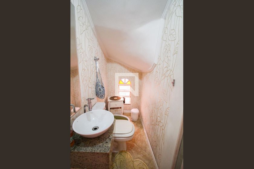 Casa, 3 quartos, 240 m² - Foto 10