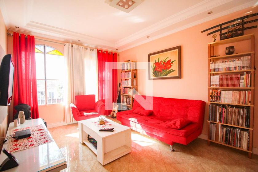 Casa, 3 quartos, 240 m² - Foto 1