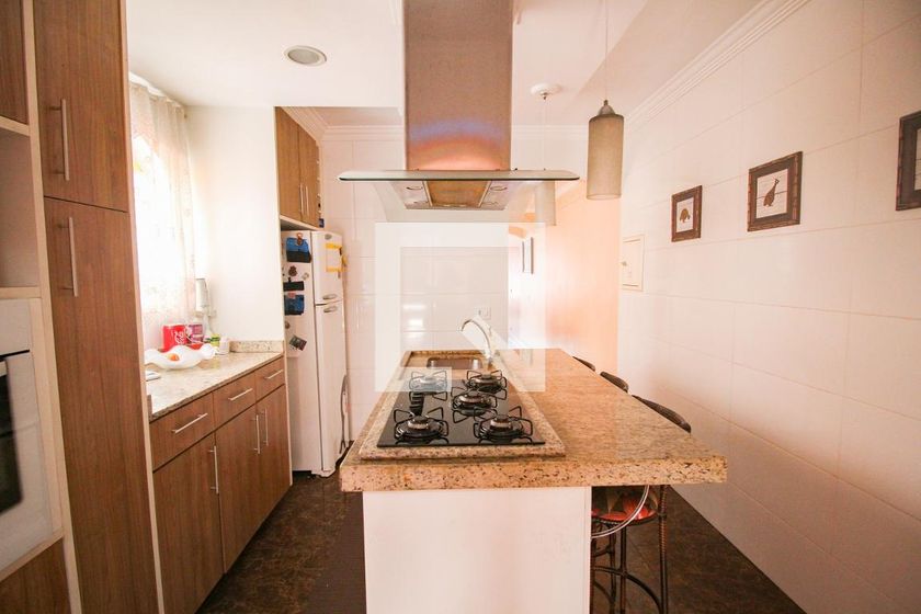 Casa, 3 quartos, 240 m² - Foto 36