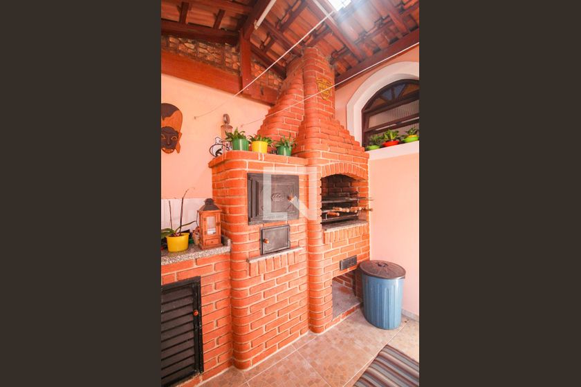 Casa, 3 quartos, 240 m² - Foto 43