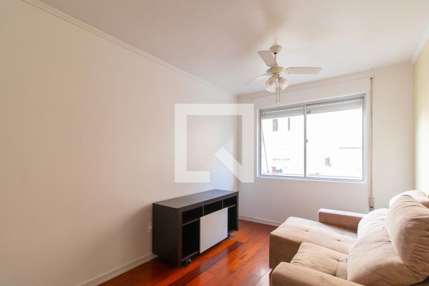 Apartamento com 1 quarto para alugar em Centro Histórico, Porto Alegre por R$ 1.480,00