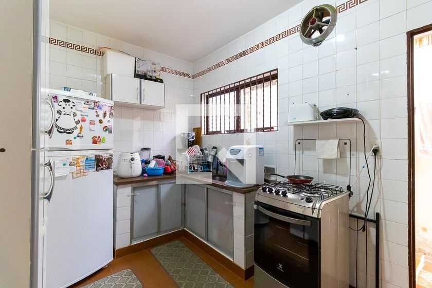 Casa à Venda - Jardim Planalto, 5 Quartos,  262 m2 em , Campinas - sp | SoloBR