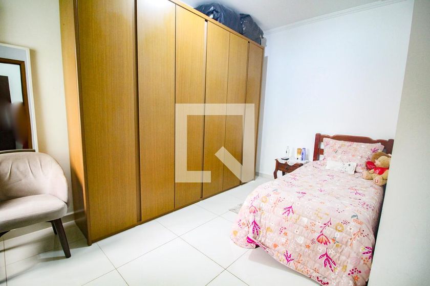 Casa, 3 quartos, 210 m² - Foto 30