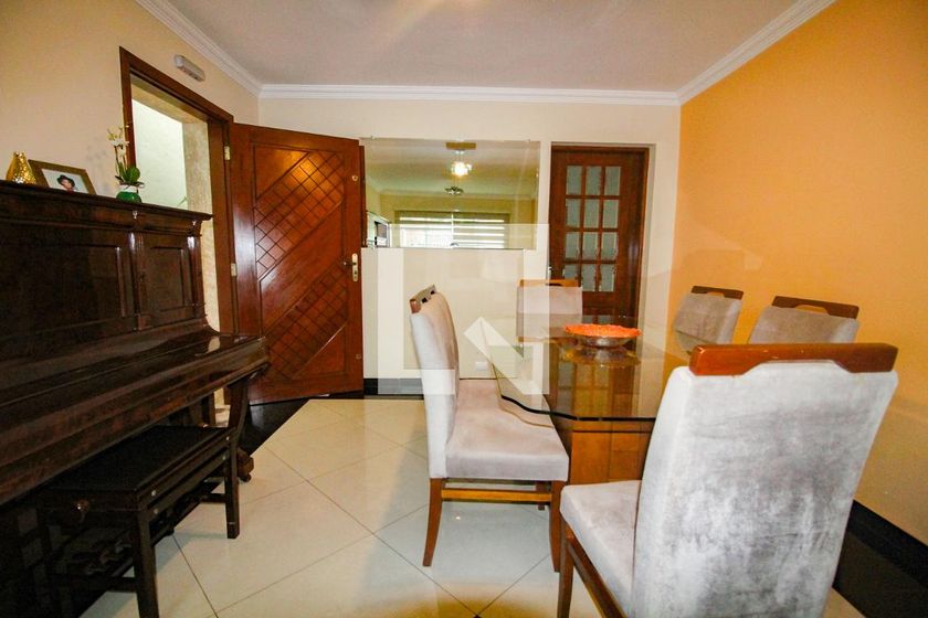 Casa, 3 quartos, 210 m² - Foto 12