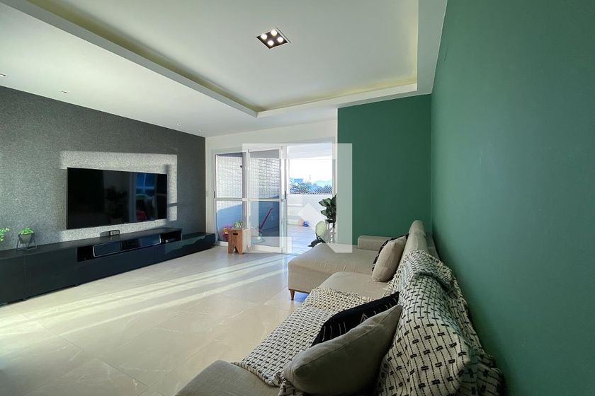 Cobertura, 3 quartos, 215 m² - Foto 2