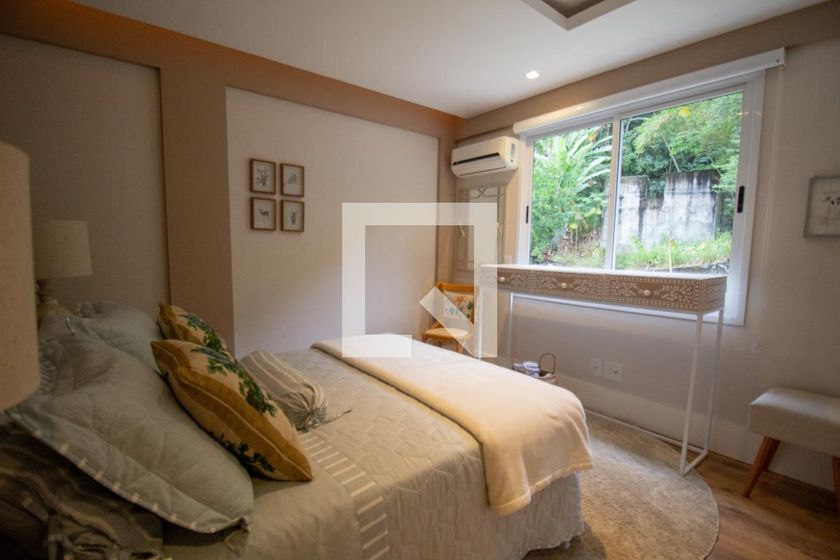 Casa, 4 quartos, 450 m² - Foto 37