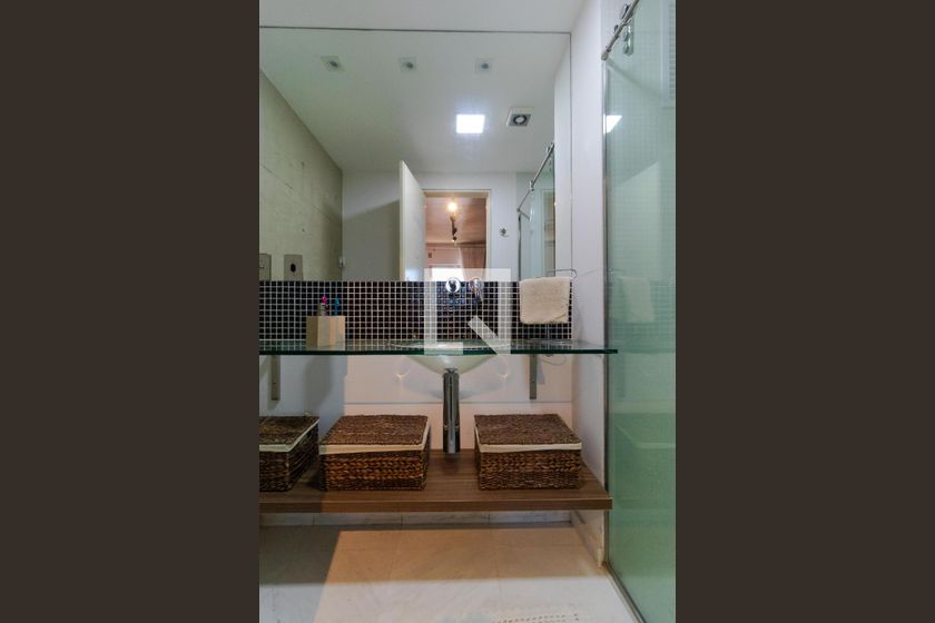 Apartamento à Venda - Cambuí, 1 Quarto,  70 m2 em , Campinas - sp | SoloBR