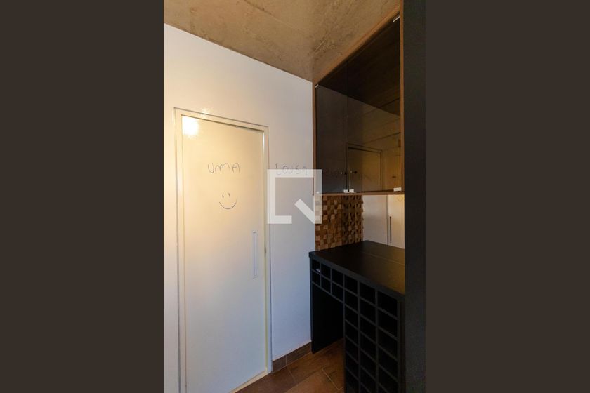 Apartamento à Venda - Cambuí, 1 Quarto,  70 m2 em , Campinas - sp | SoloBR