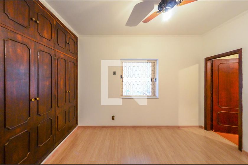 Casa à Venda - Guanabara, 3 Quartos,  186 m2 em , Campinas - sp | SoloBR