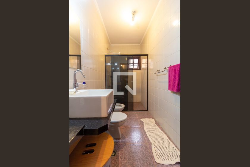 Casa, 3 quartos, 225 m² - Foto 15