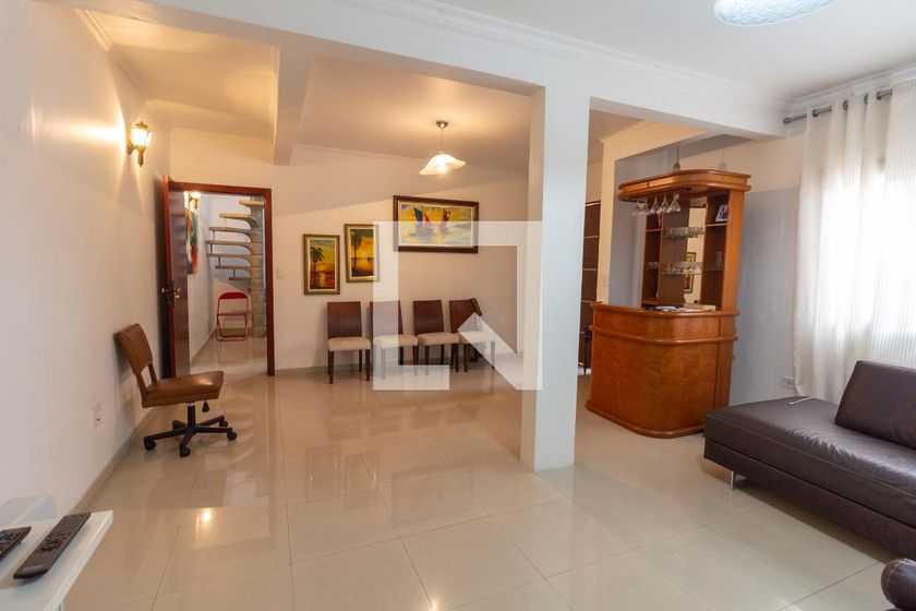 Casa, 3 quartos, 225 m² - Foto 3