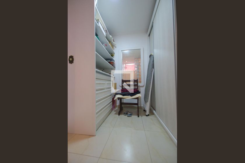 Casa, 3 quartos, 210 m² - Foto 50