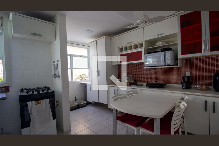 Casa, 3 quartos, 200 m² - Foto 37