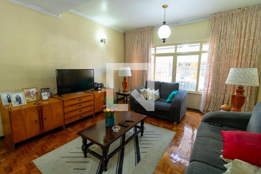 Casa, 3 quartos, 178 m² - Foto 1