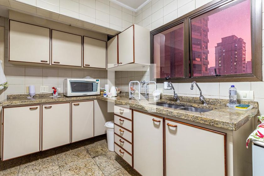 Apartamento, 4 quartos, 220 m² - Foto 38