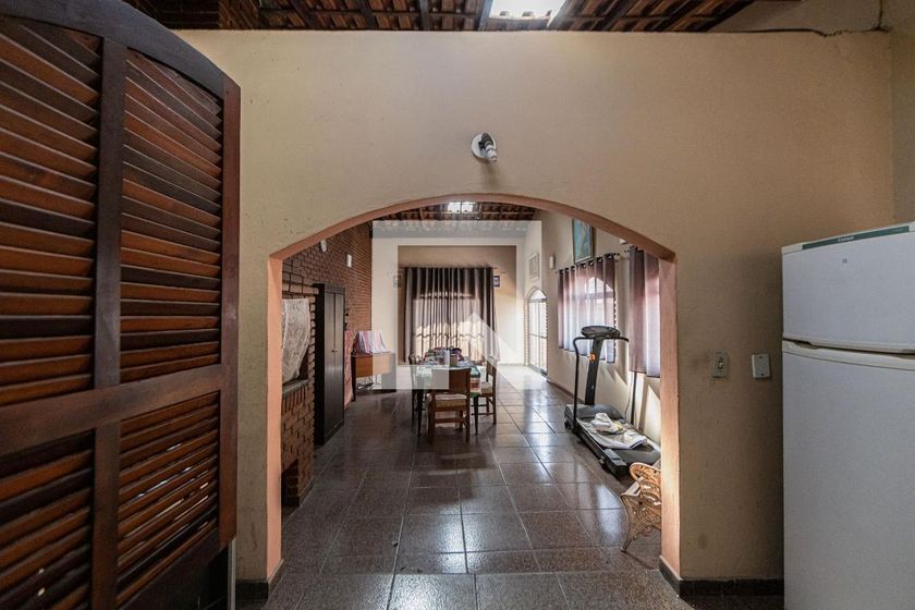 Casa, 4 quartos, 220 m² - Foto 33