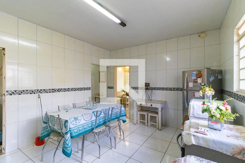 Casa à Venda - Jardim Flamboyant, 3 Quartos,  110 m2 em , Campinas - sp | SoloBR