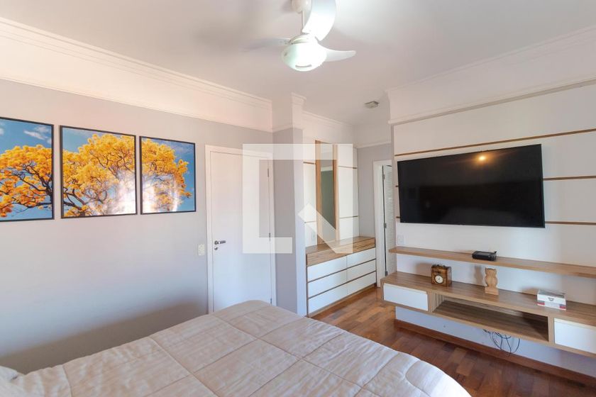 Casa à Venda - Mansões Santo Antônio, 5 Quartos,  370 m2 em , Campinas - sp | SoloBR