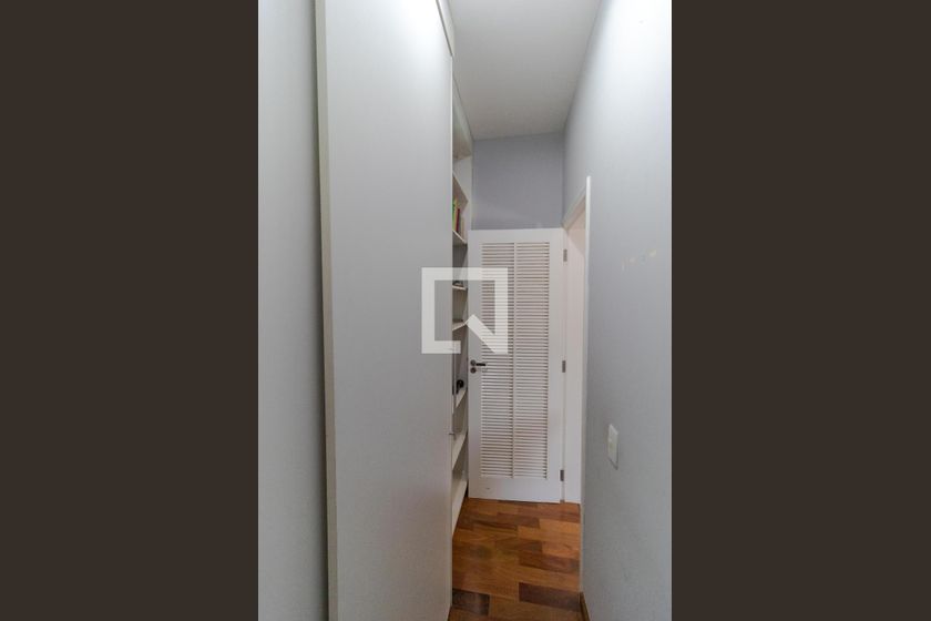 Casa à Venda - Mansões Santo Antônio, 5 Quartos,  370 m2 em , Campinas - sp | SoloBR