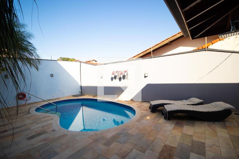 Casa à Venda - Mansões Santo Antônio, 5 Quartos,  370 m2 em , Campinas - sp | SoloBR