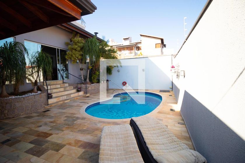 Casa à Venda - Mansões Santo Antônio, 5 Quartos,  370 m2 em , Campinas - sp | SoloBR