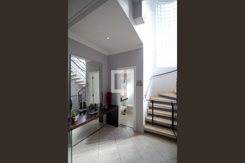 Casa à Venda - Mansões Santo Antônio, 5 Quartos,  370 m2 em , Campinas - sp | SoloBR
