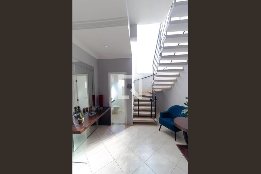Casa à Venda - Mansões Santo Antônio, 5 Quartos,  370 m2 em , Campinas - sp | SoloBR