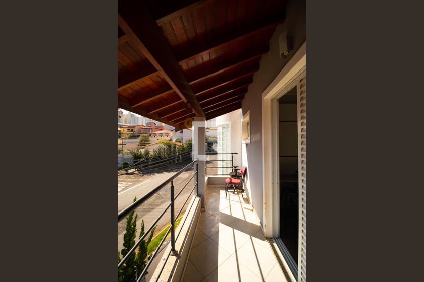 Casa à Venda - Mansões Santo Antônio, 5 Quartos,  370 m2 em , Campinas - sp | SoloBR