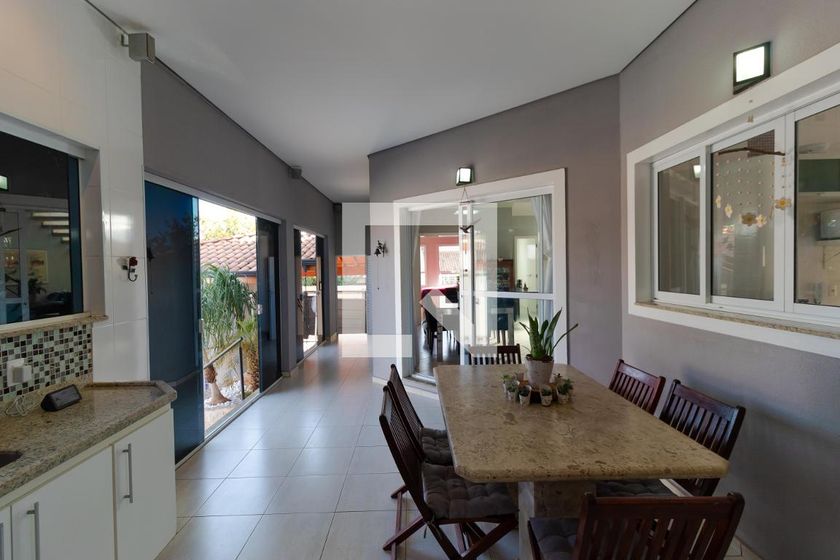 Casa à Venda - Mansões Santo Antônio, 5 Quartos,  370 m2 em , Campinas - sp | SoloBR