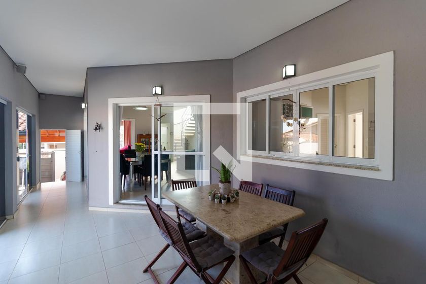 Casa à Venda - Mansões Santo Antônio, 5 Quartos,  370 m2 em , Campinas - sp | SoloBR
