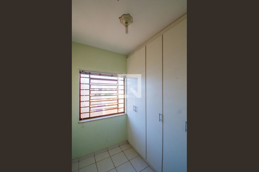 Casa à Venda - Jardim Chapadão, 4 Quartos,  340 m2 em , Campinas - sp | SoloBR