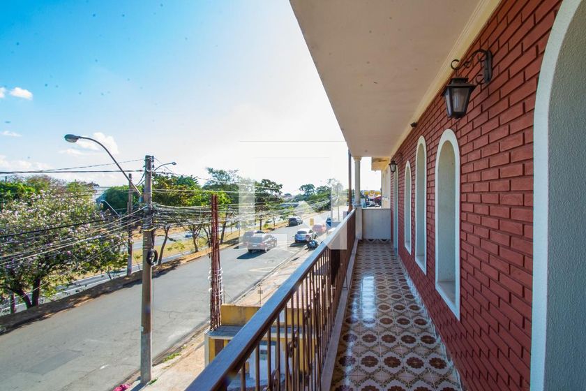 Casa à Venda - Jardim Chapadão, 4 Quartos,  340 m2 em , Campinas - sp | SoloBR