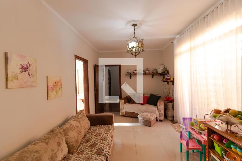 Casa à Venda - Taquaral, 3 Quartos,  350 m2 em , Campinas - sp | SoloBR