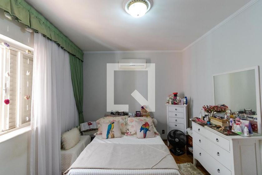 Casa à Venda - Taquaral, 3 Quartos,  350 m2 em , Campinas - sp | SoloBR