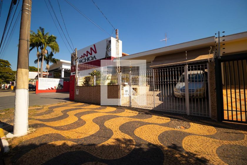Casa à Venda - Taquaral, 3 Quartos,  350 m2 em , Campinas - sp | SoloBR