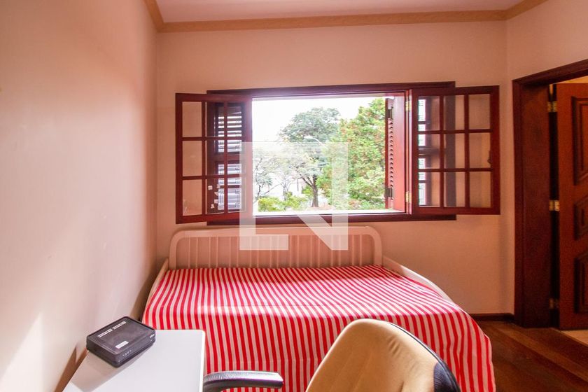 Casa à Venda - Jardim Chapadão, 4 Quartos,  400 m2 em , Campinas - sp | SoloBR
