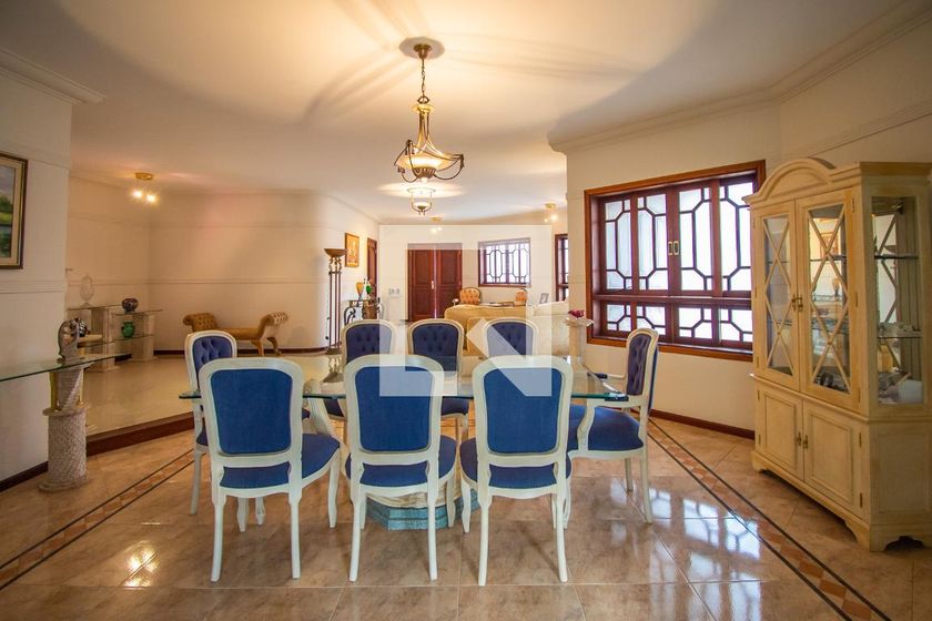 Casa à Venda - Jardim Chapadão, 4 Quartos,  400 m2 em , Campinas - sp | SoloBR